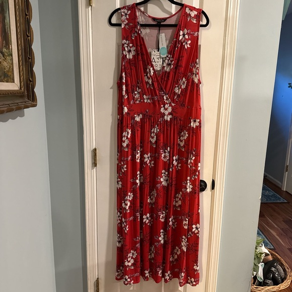 41 Hawthorn Dresses & Skirts - 41 Hawthorn Red Floral Maxi Dress